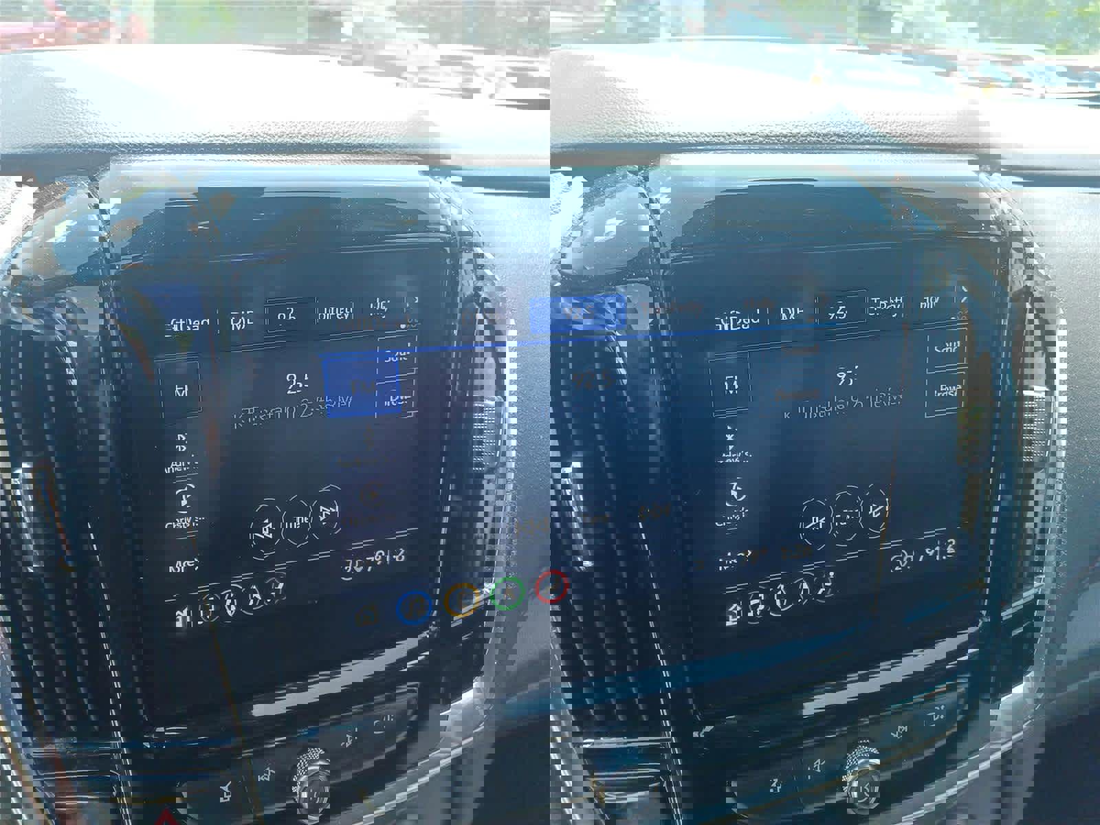 Used 2023 Chevrolet Traverse RS image 10