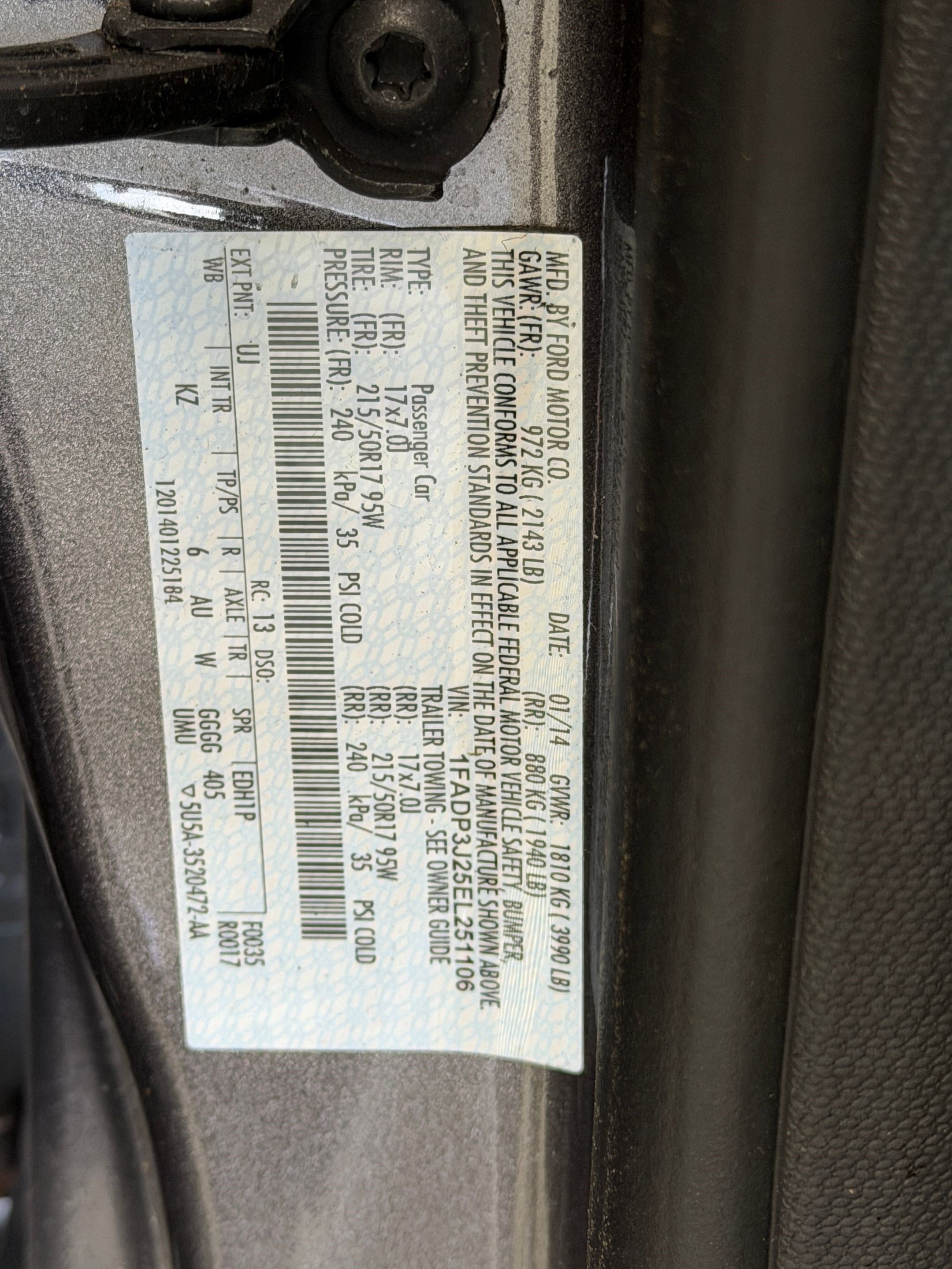 Used 2014 Ford Focus Titanium FWD image 17