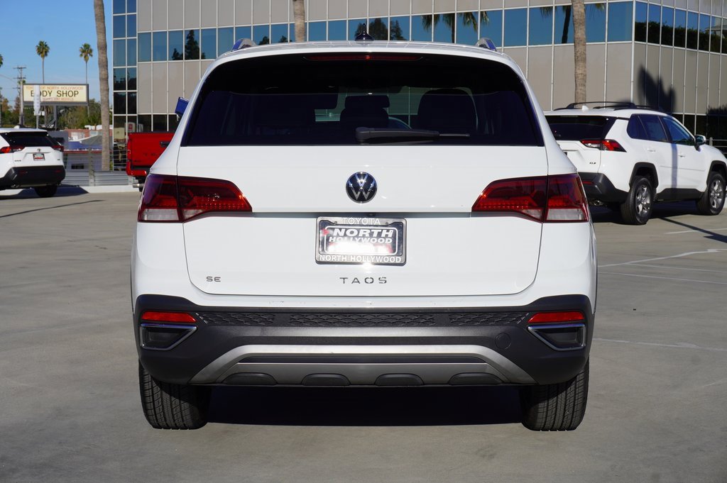 Used 2022 Volkswagen Taos SE image 5