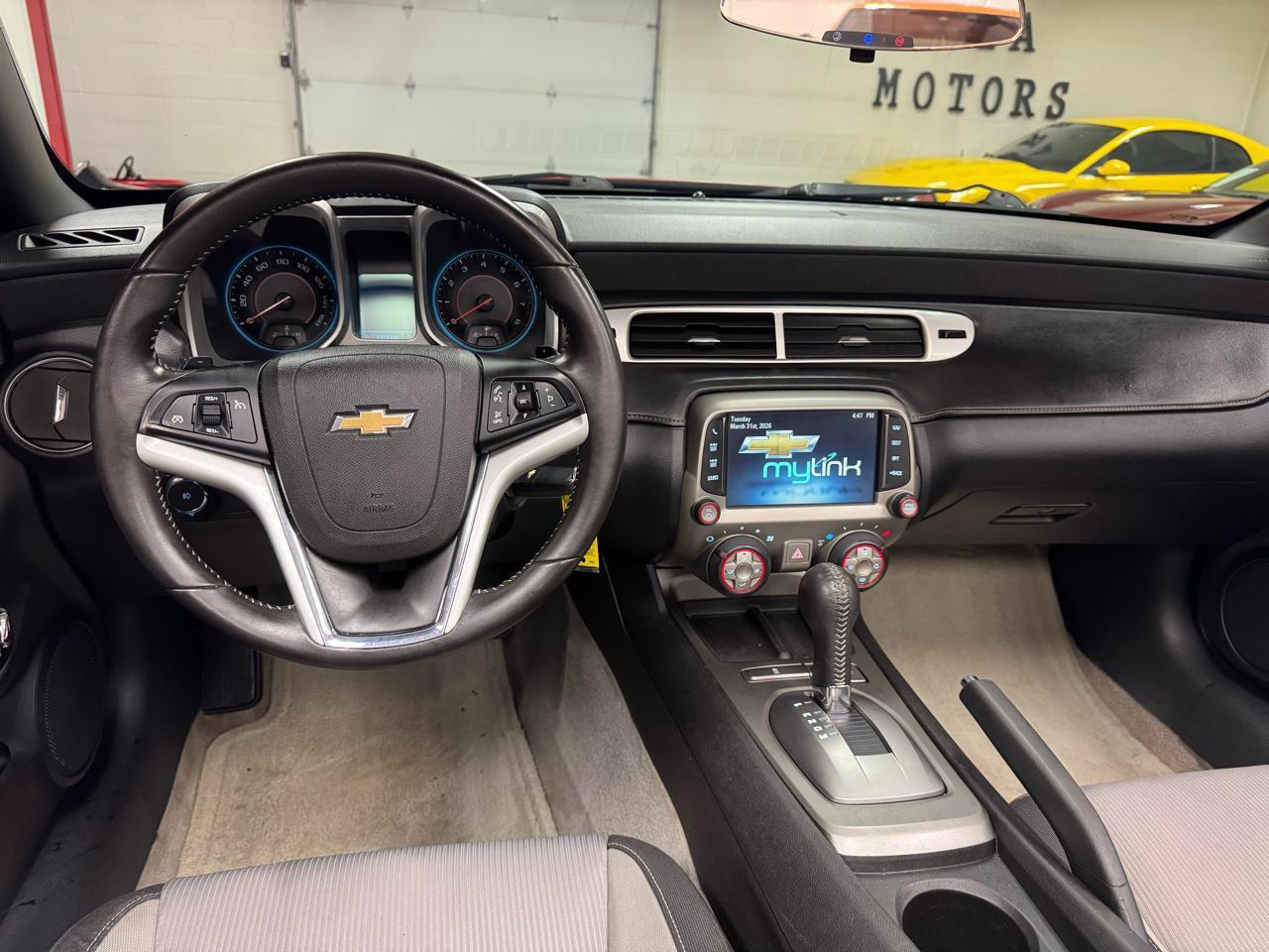 Used 2015 Chevrolet Camaro LT RWD image 41