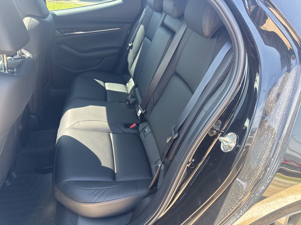 Used 2023 MAZDA MAZDA3 s FWD image 8