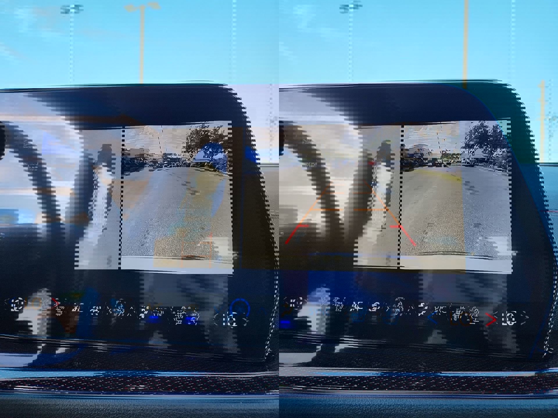 New 2026 Chevrolet Traverse RS image 22