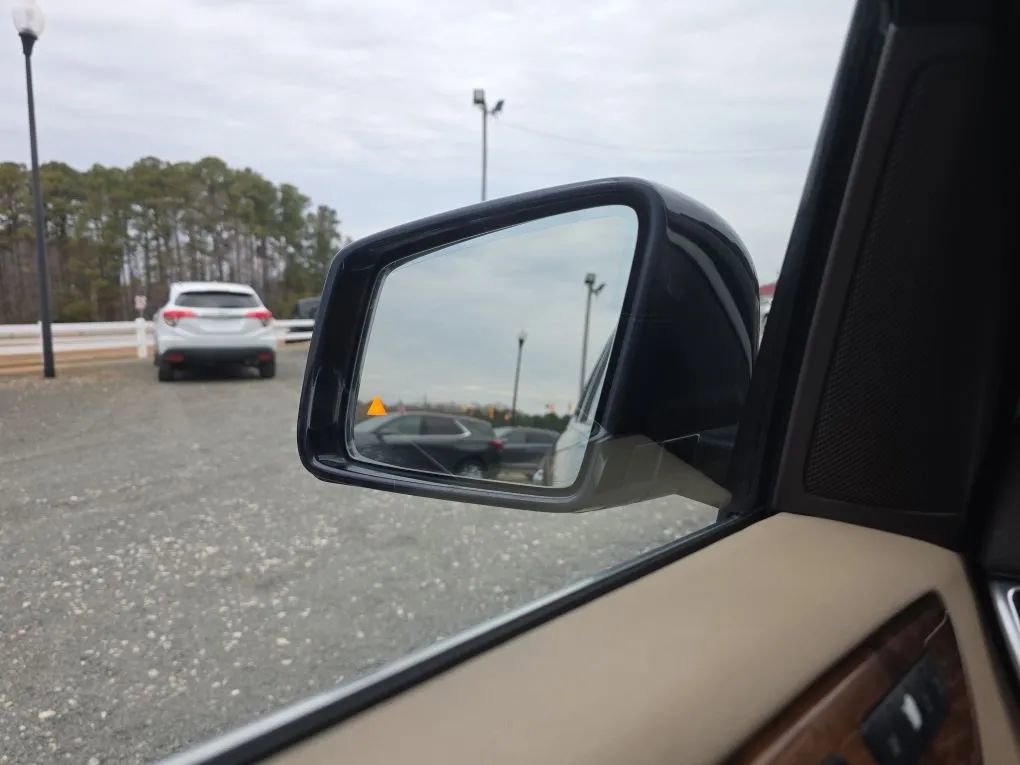 Used 2017 Mercedes-Benz GLS 450 4MATIC image 28