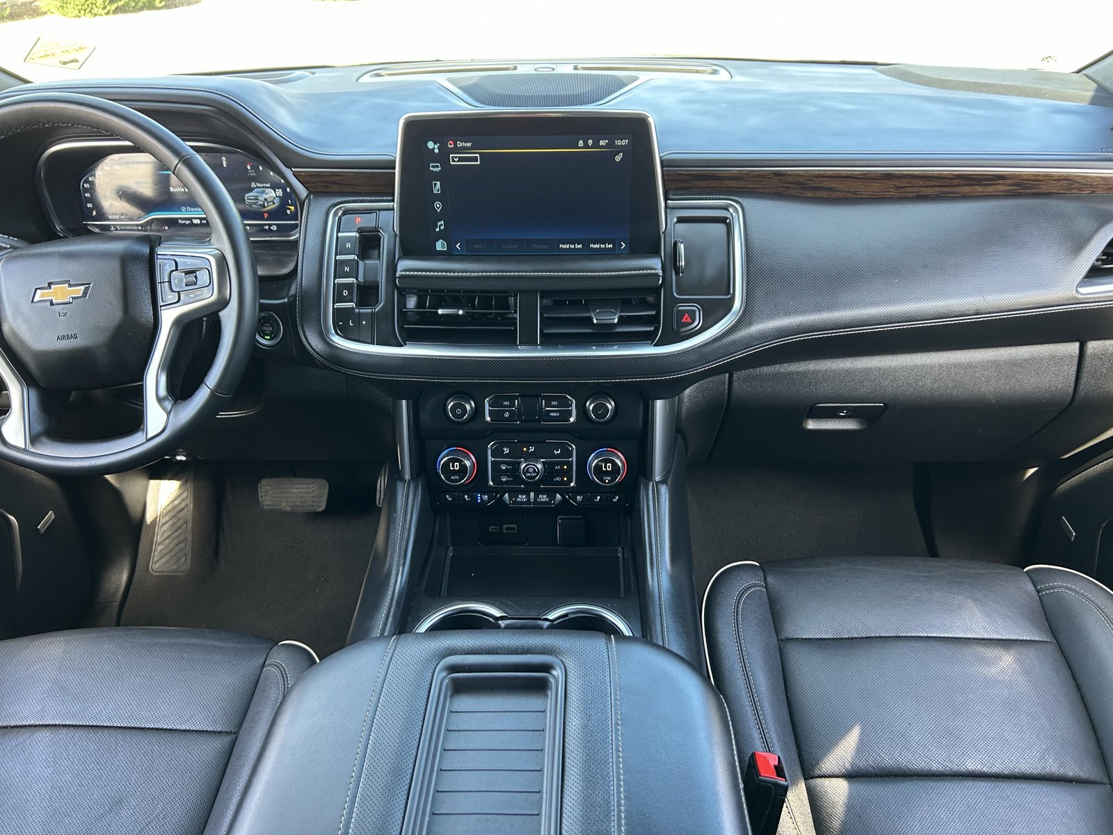 Certified 2023 Chevrolet Suburban Premier AWD/4WD image 16