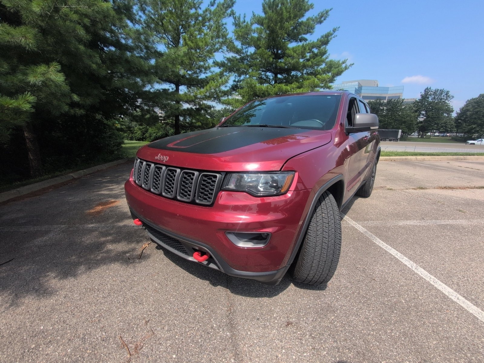Used 2017 Jeep Grand Cherokee Trailhawk AWD/4WD image 15
