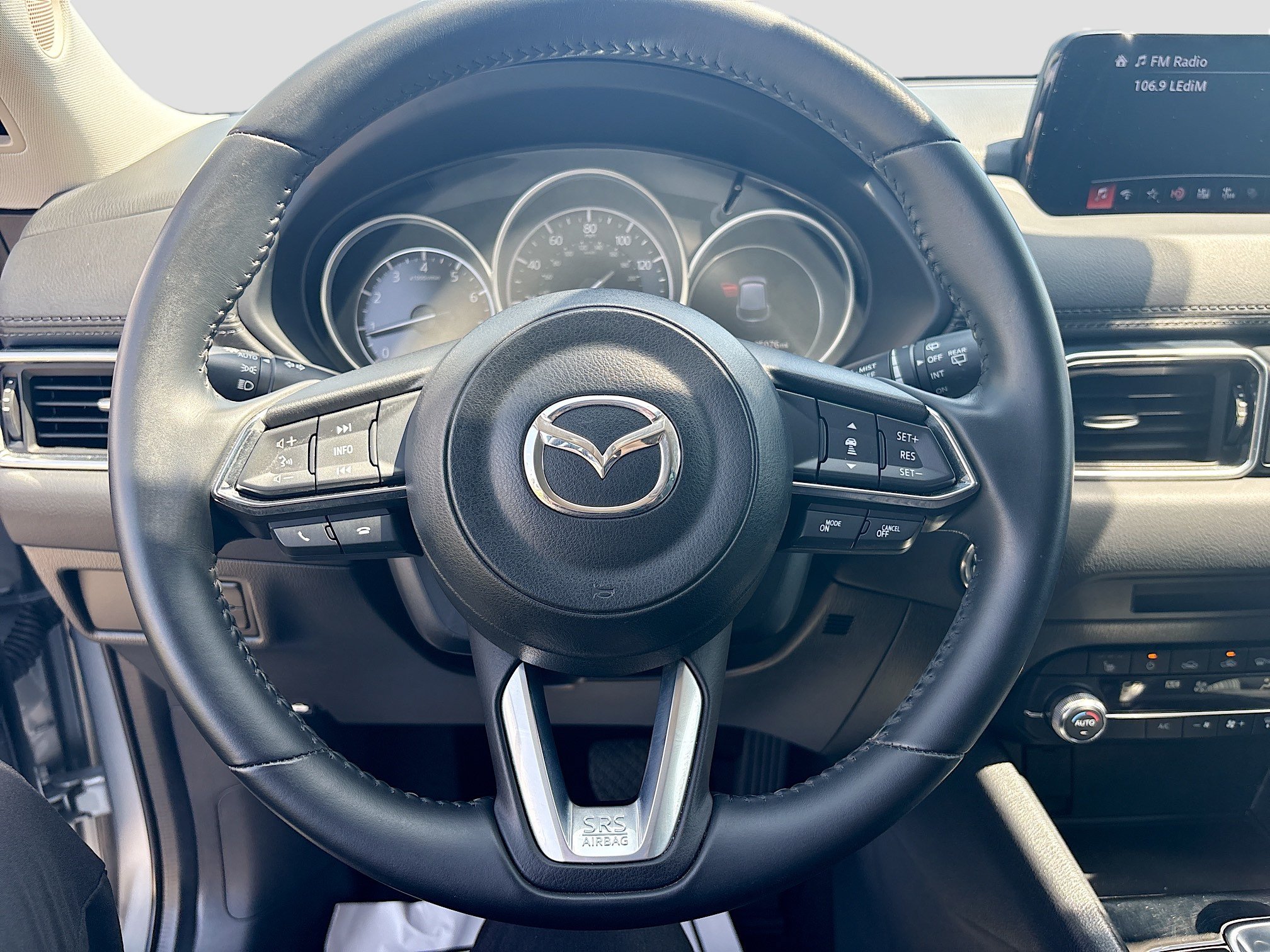 Used 2019 MAZDA CX-5 Touring FWD image 10