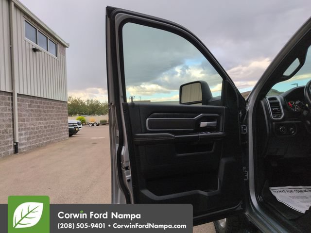 Used 2024 RAM 2500 Big Horn w/ Sport Appearance Package AWD/4WD image 10