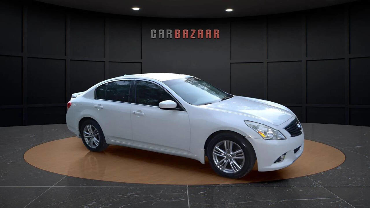 Used 2013 INFINITI G37 Journey w/ Premium Pkg image 10