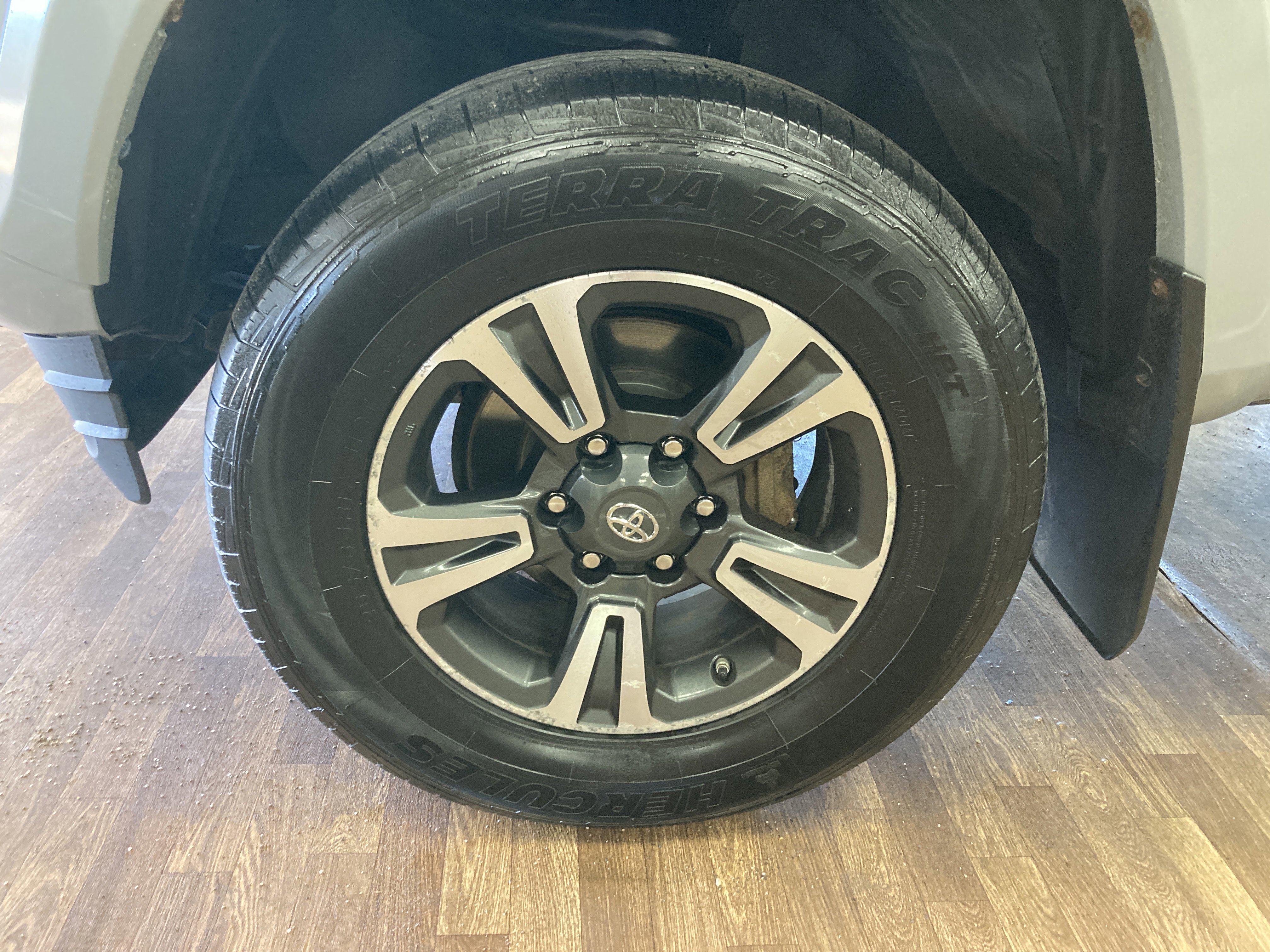 Used 2019 Toyota Tacoma 4x4 Double Cab image 9