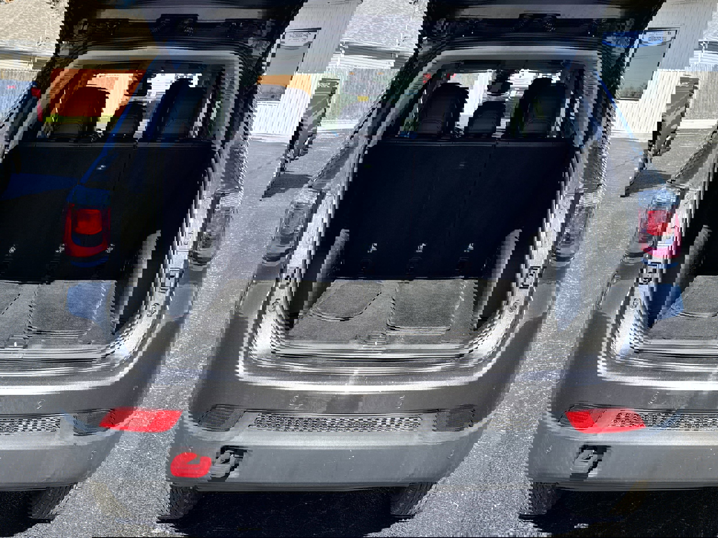 Used 2021 Jeep Compass Trailhawk image 9