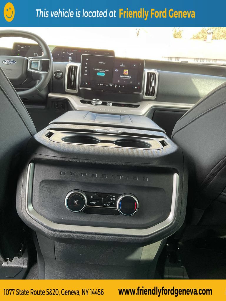 Used 2025 Ford Expedition Max Active AWD/4WD image 47