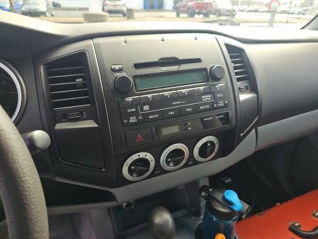 Used 2010 Toyota Tacoma 2WD Regular Cab image 15