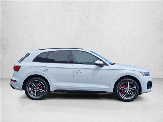 Certified 2025 Audi Q5 e Premium Plus w/ Premium Plus Package video 4