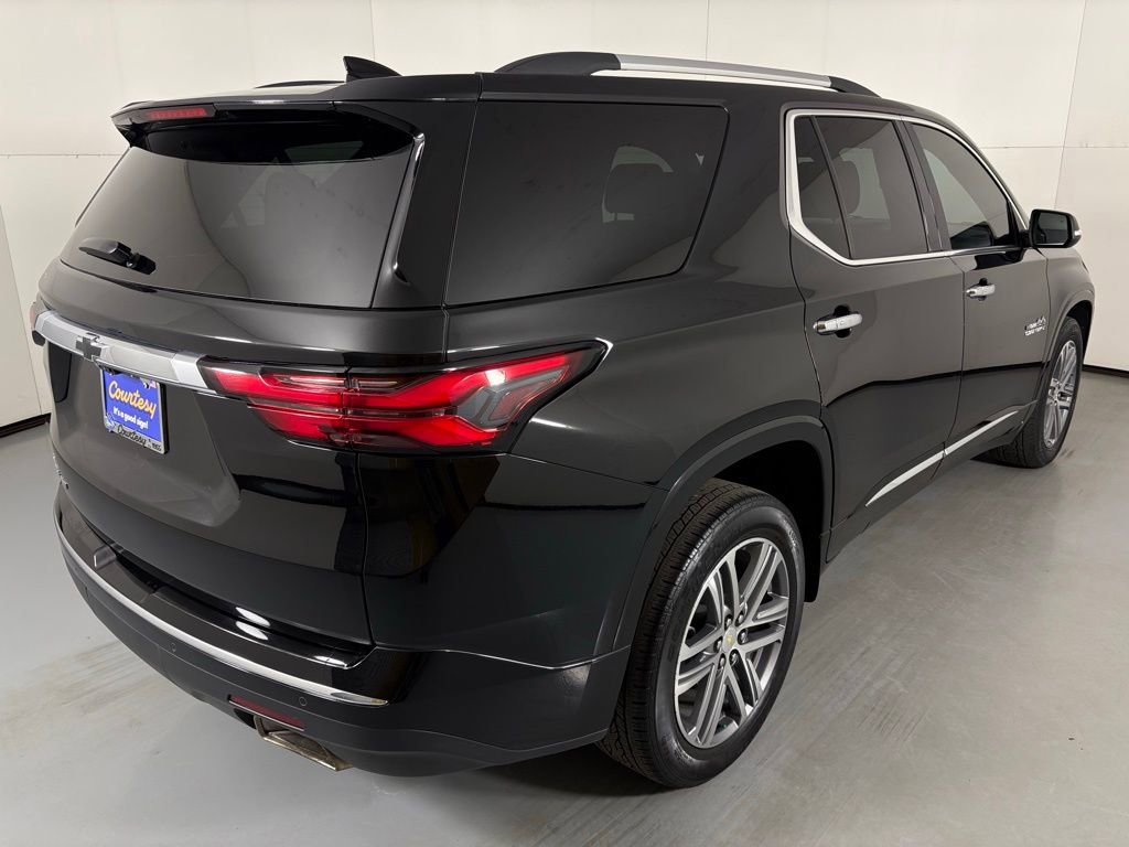 Used 2023 Chevrolet Traverse High Country w/ LPO, Floor Liner Package image 8