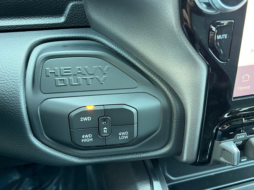 New 2026 RAM 3500 Big Horn AWD/4WD image 25