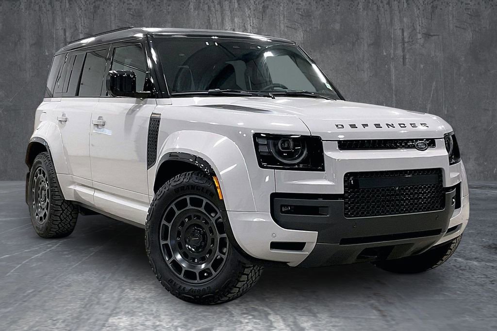 New 2026 Land Rover Defender 110 AWD/4WD image 2