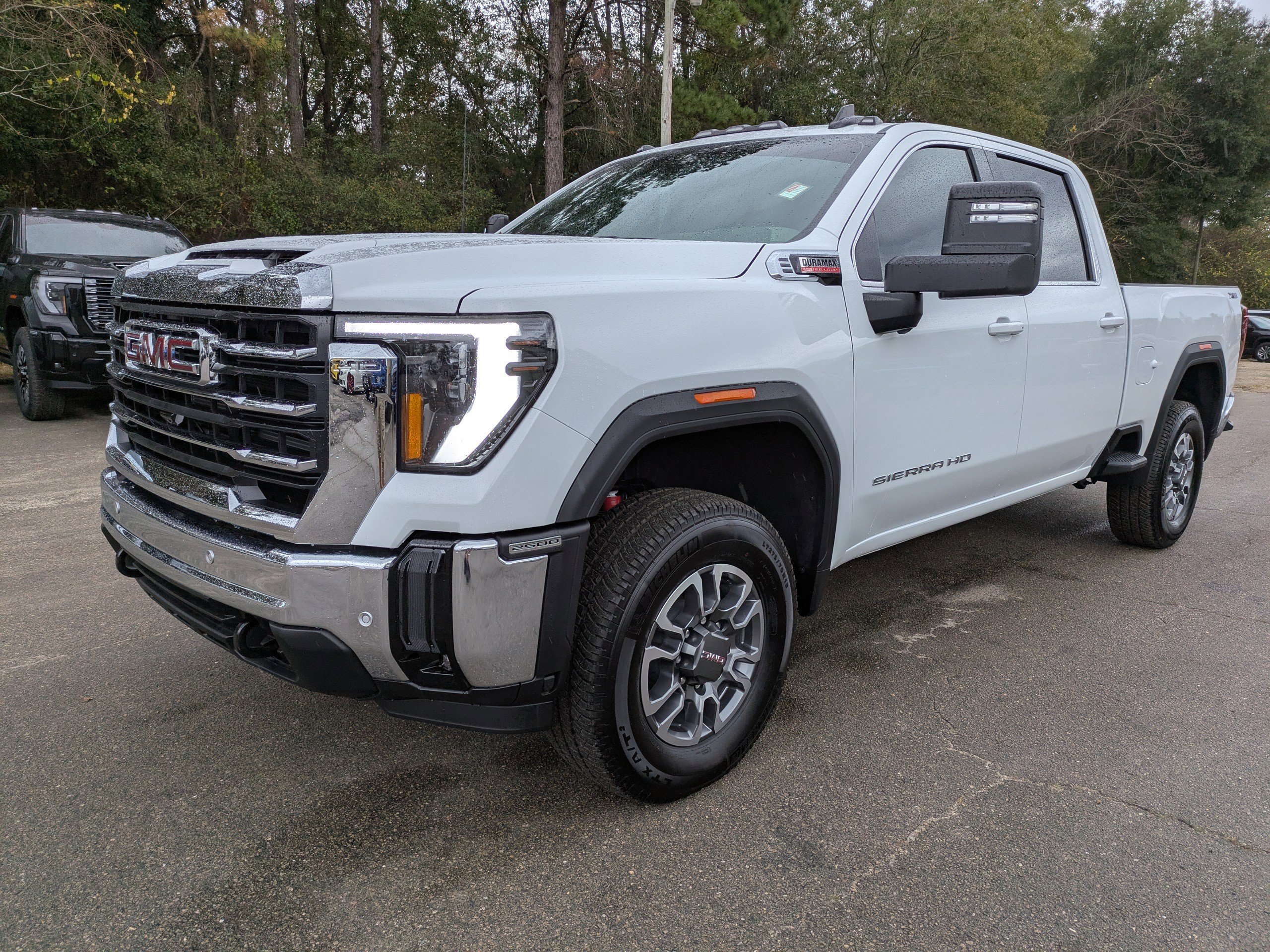 New 2025 GMC Sierra 2500 SLE image 8