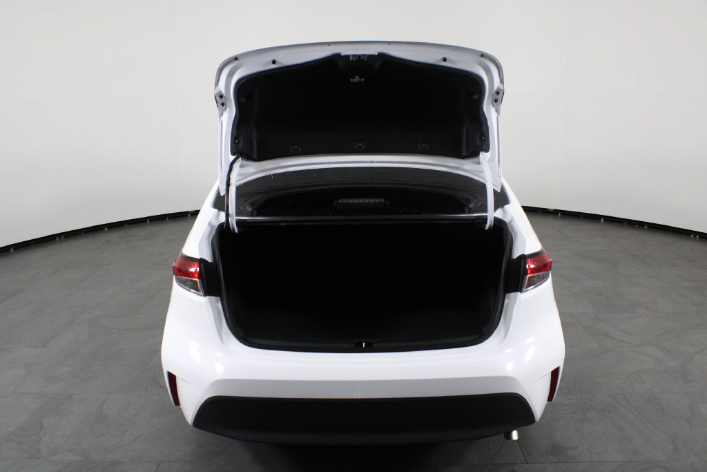 Used 2025 Toyota Corolla LE w/ Convenience Package FWD image 16