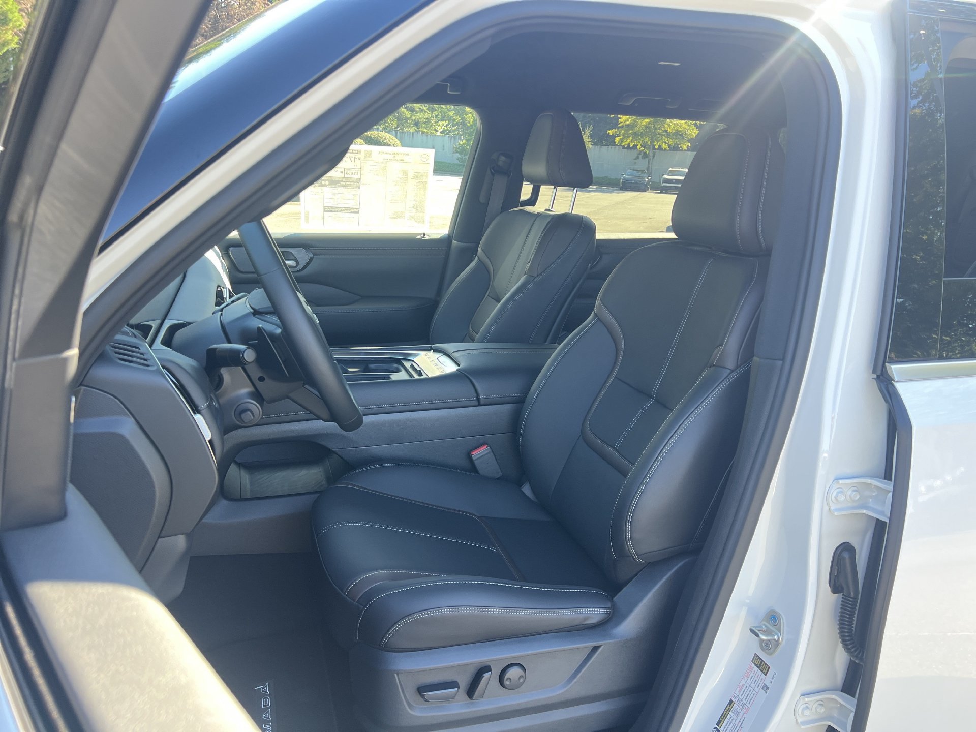 New 2026 Nissan Armada SL AWD/4WD image 16