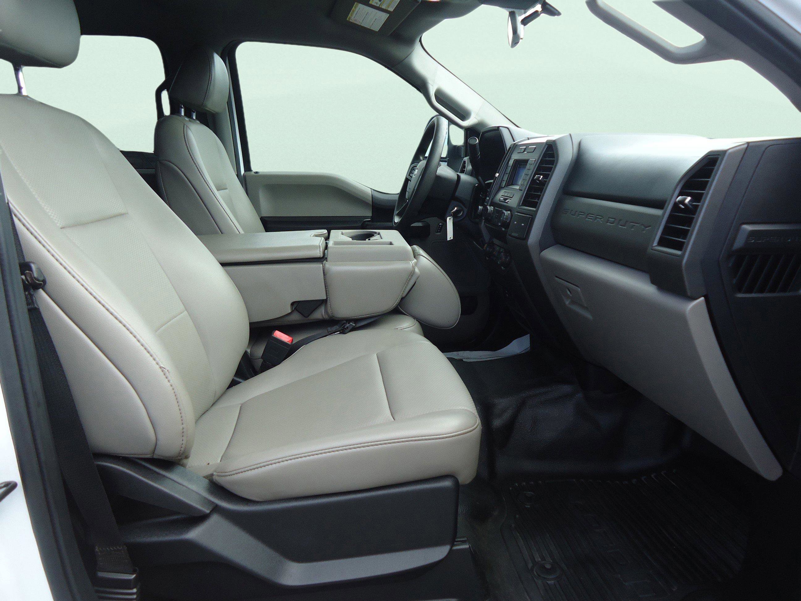 Used 2020 Ford F250 XL w/ STX Appearance Package image 27