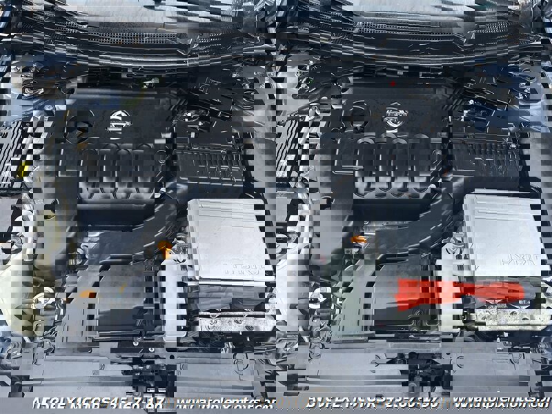 Used 2011 Nissan Altima Hybrid Sedan image 15