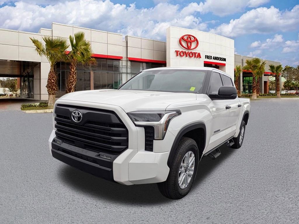Used 2025 Toyota Tundra SR5 AWD/4WD image 9