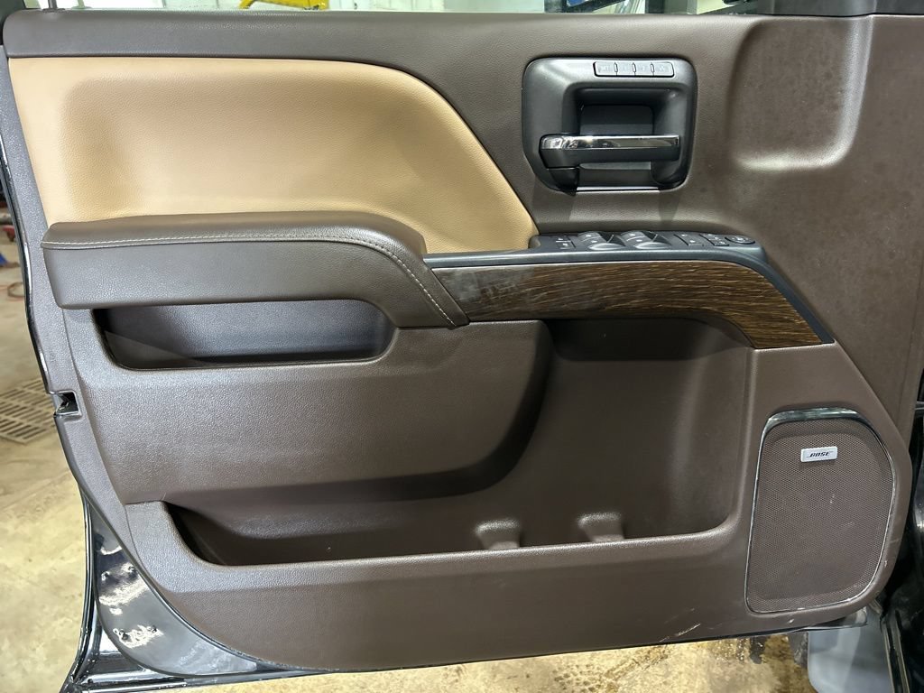 Used 2017 GMC Sierra 2500 Denali AWD/4WD image 15