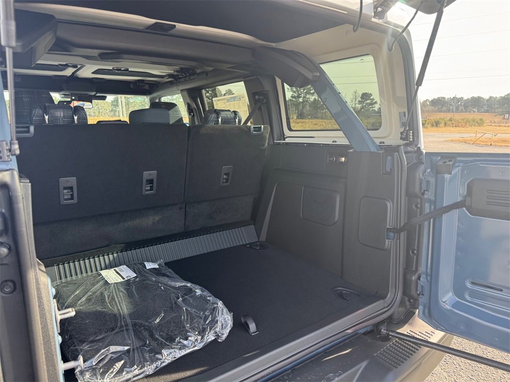 New 2025 Ford Bronco Heritage Edition image 20