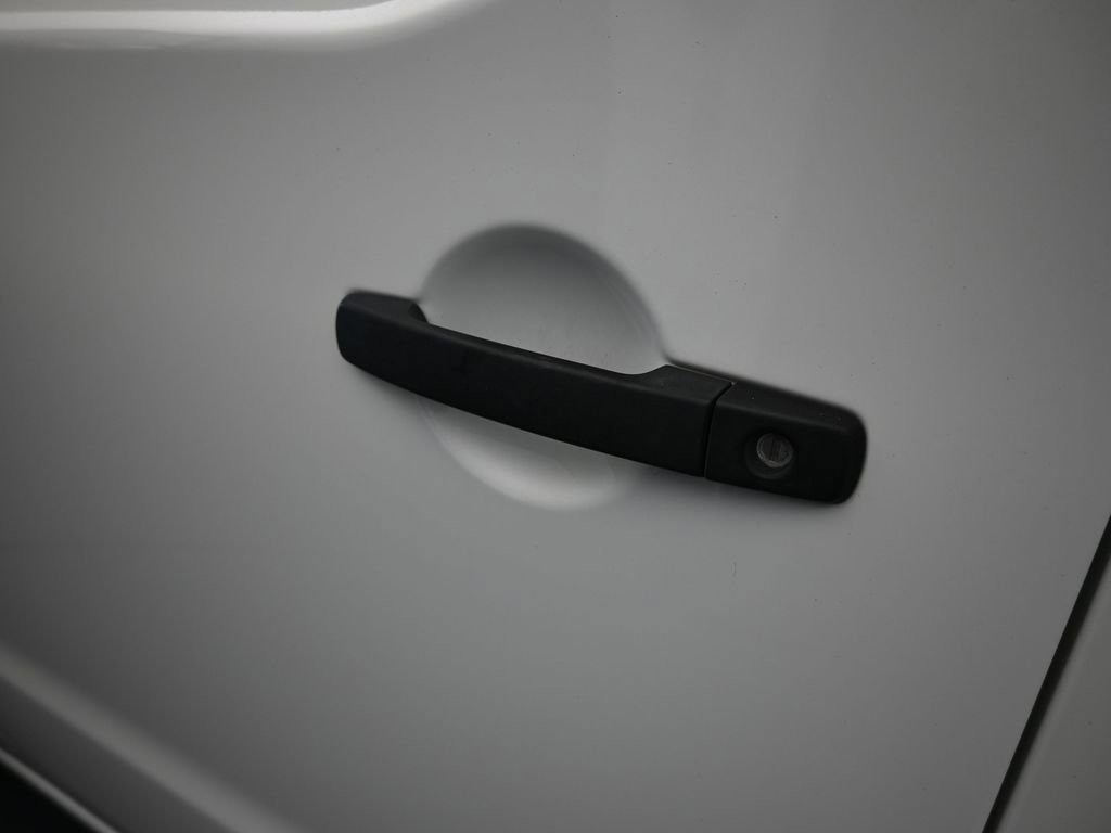 Used 2020 Nissan NV 1500 S image 30