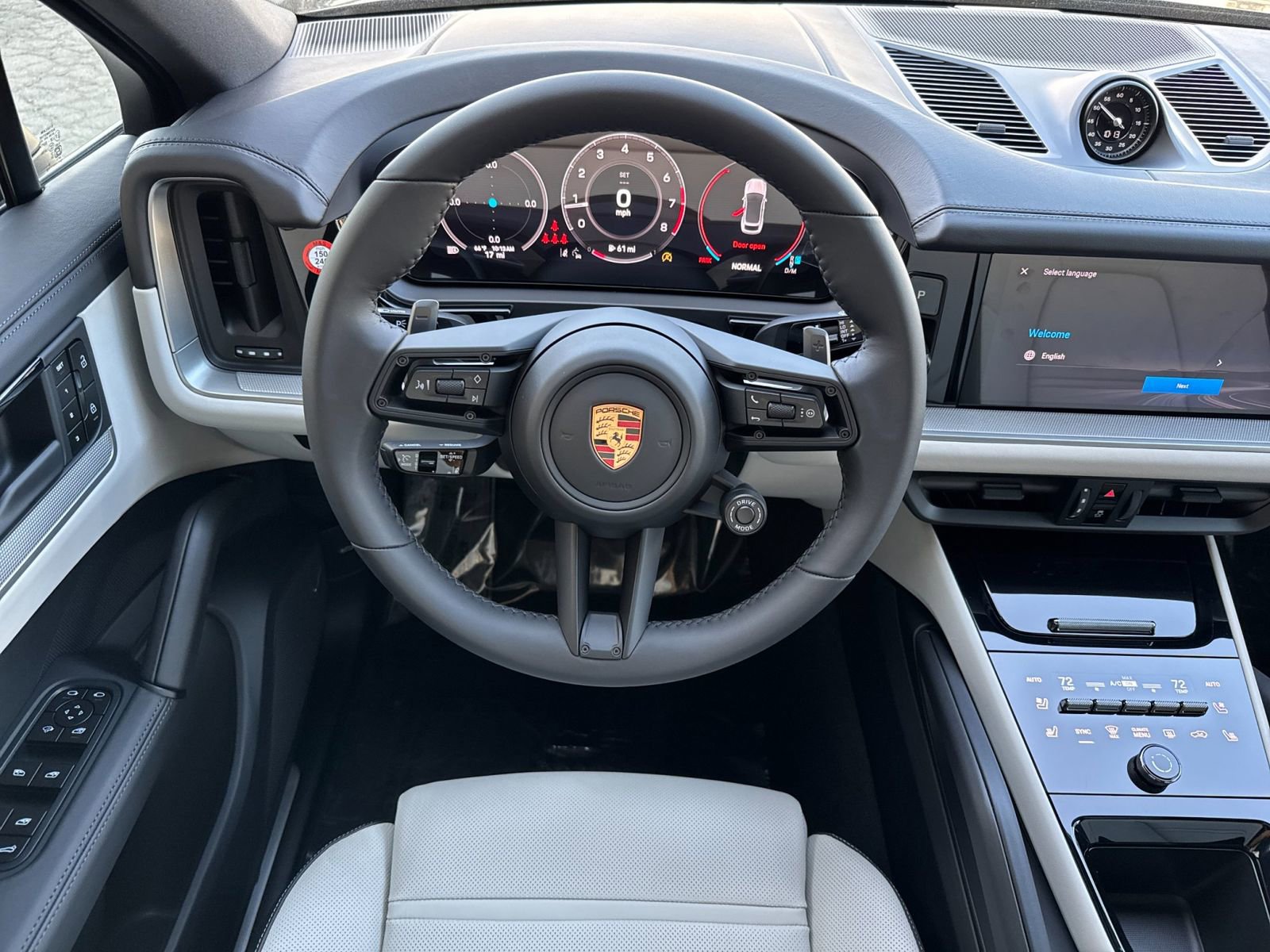 New 2026 Porsche Cayenne Coupe image 16