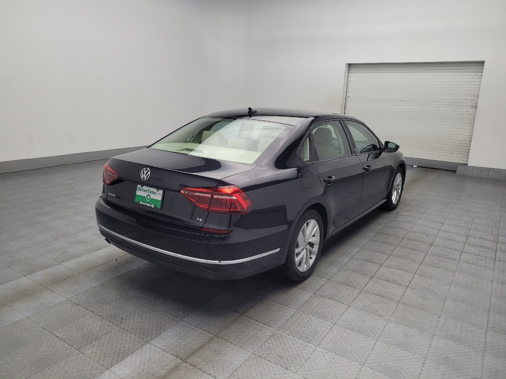 Used 2019 Volkswagen Passat 2.0T Wolfsburg image 9