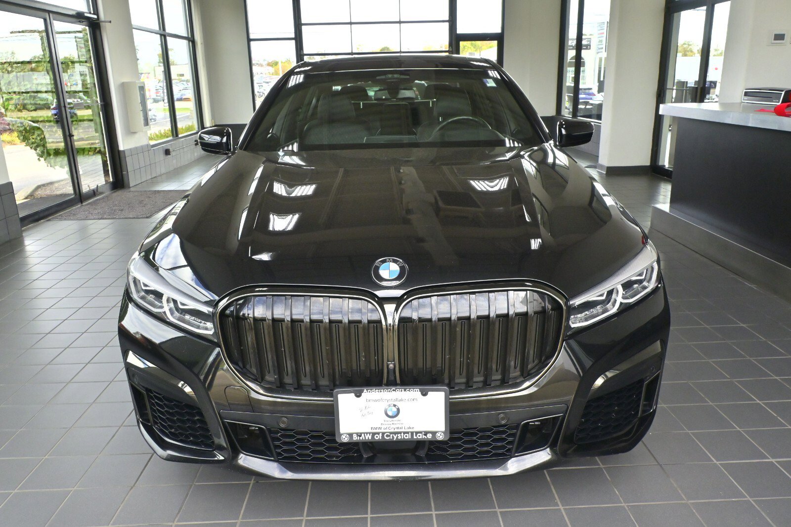 Used 2022 BMW 750i xDrive w/ Executive Package image 8