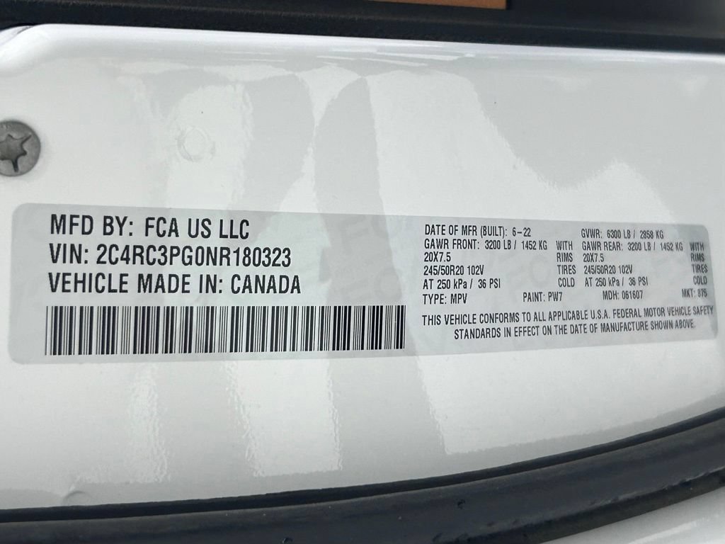 Certified 2022 Chrysler Pacifica Pinnacle AWD/4WD image 26