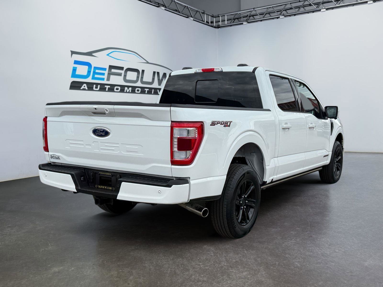 Used 2023 Ford F150 Lariat w/ Equipment Group 502A High image 3