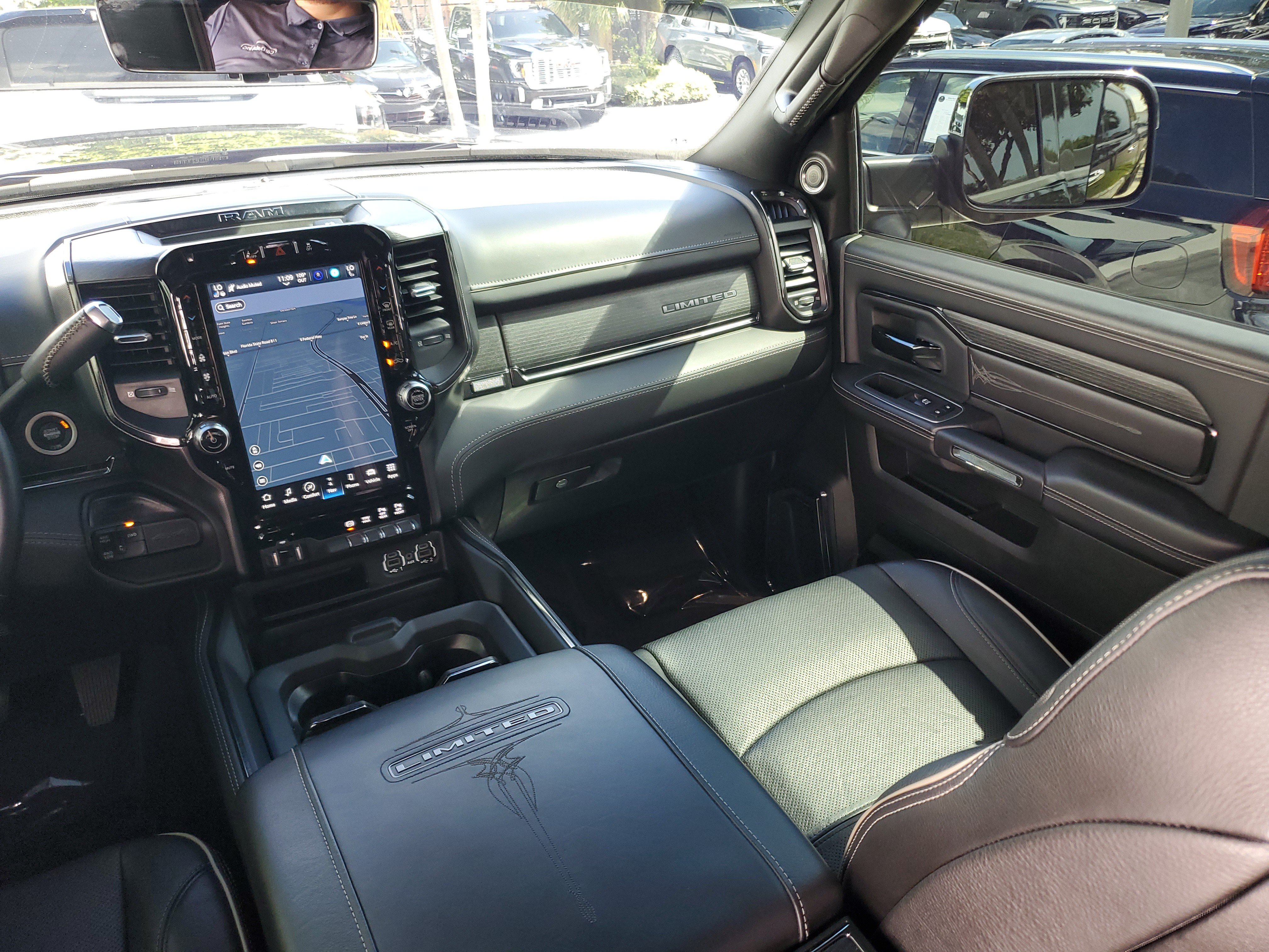 Used 2022 RAM 2500 Limited AWD/4WD image 14