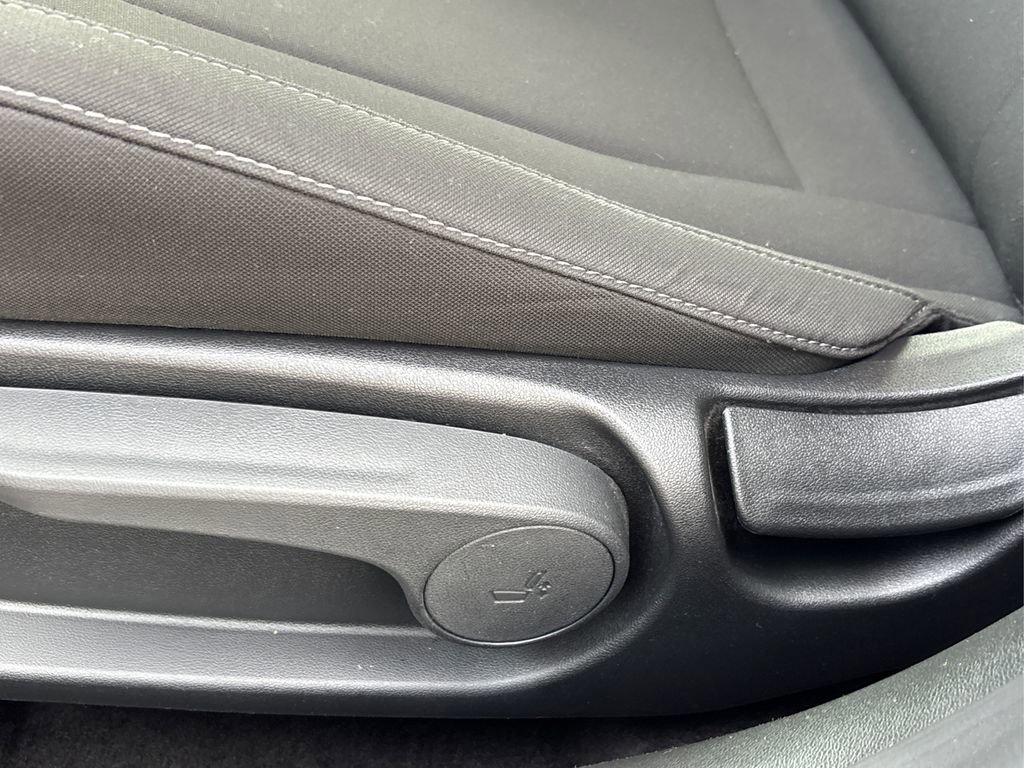 Used 2025 Hyundai Elantra Sport image 22