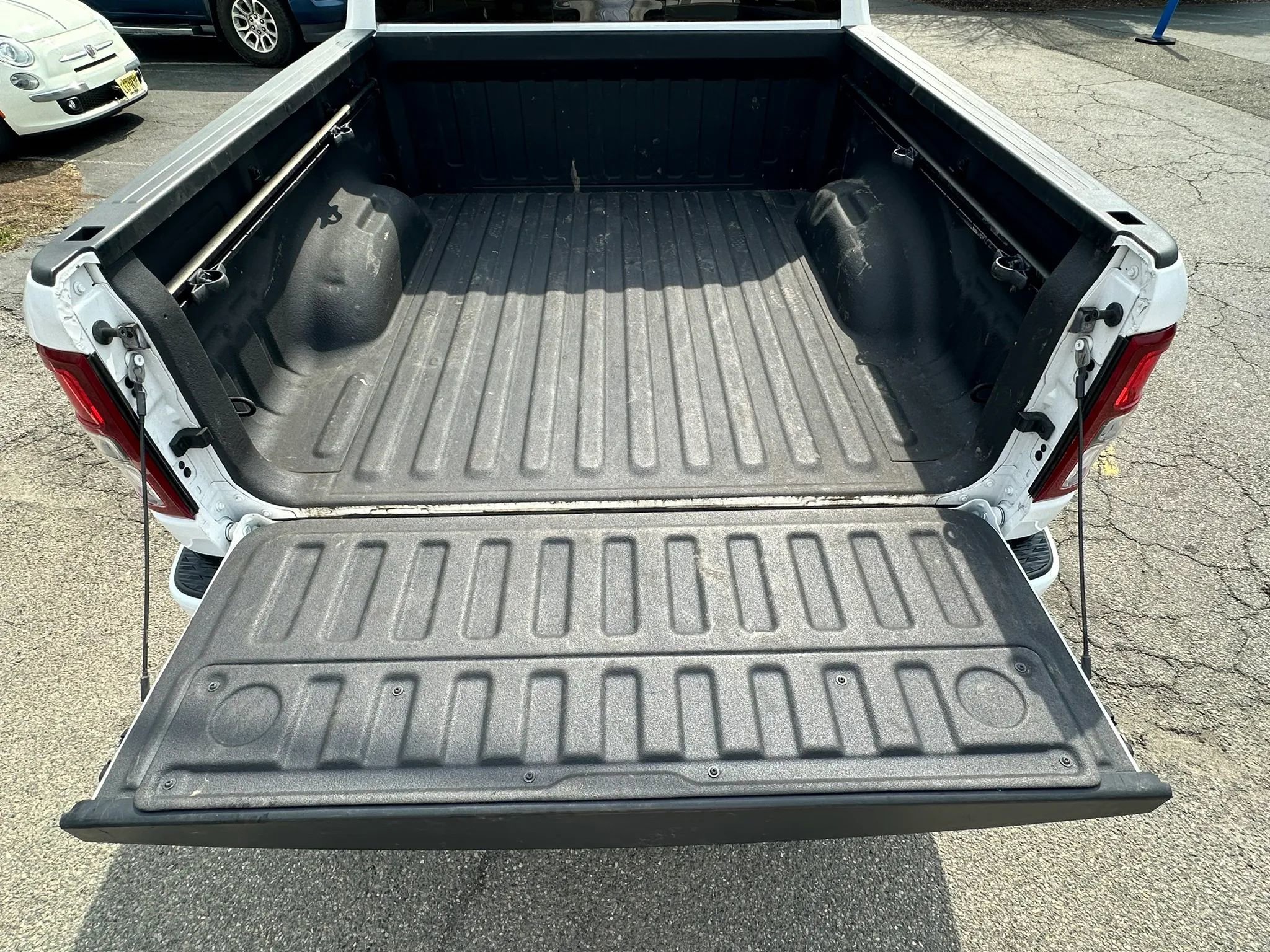 Used 2021 RAM 1500 Big Horn image 32