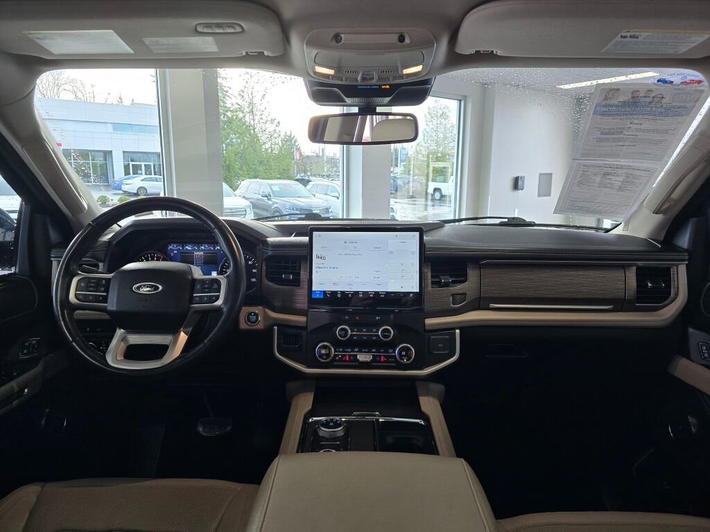 Used 2024 Ford Expedition Limited image 25