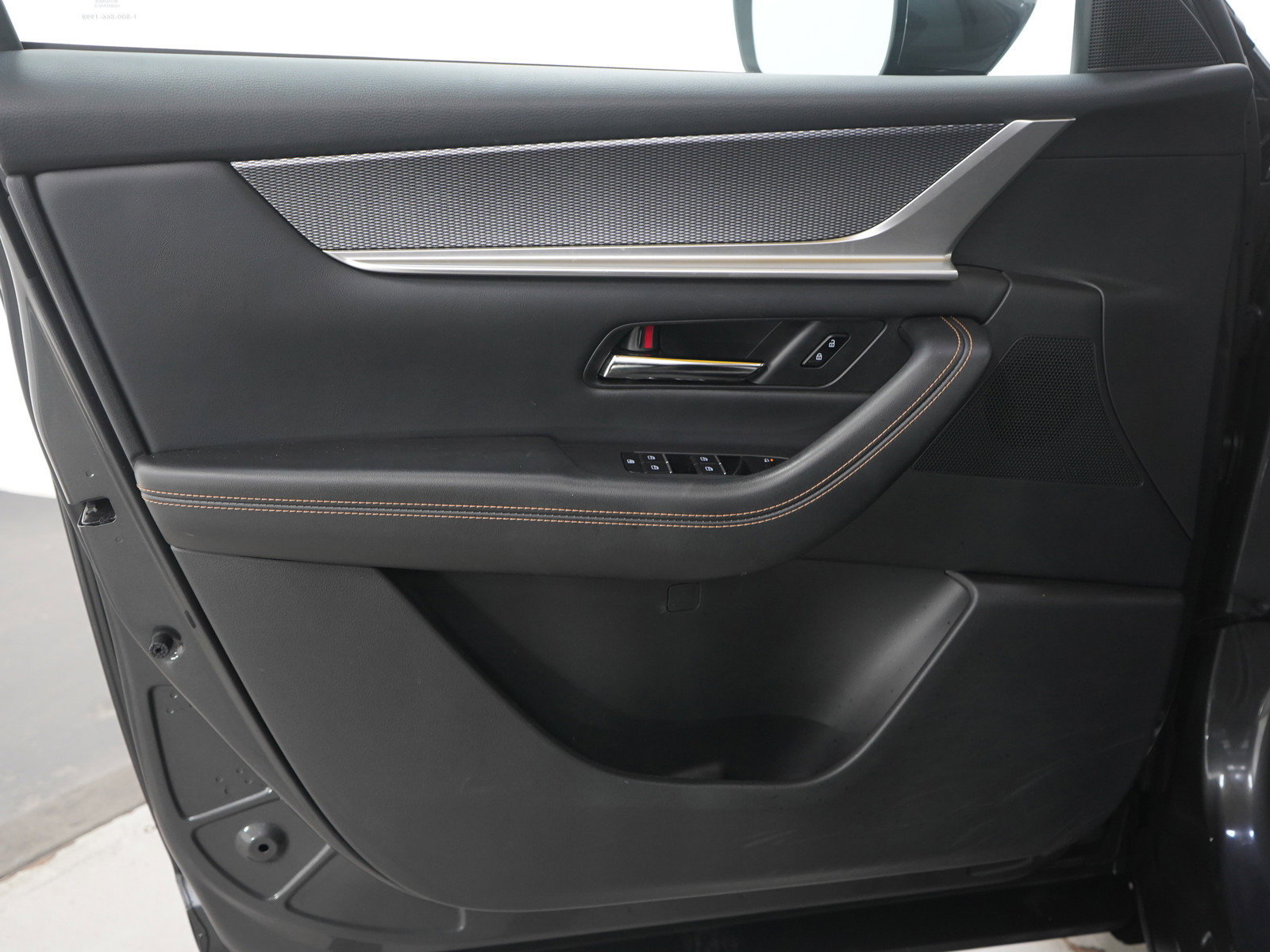 Certified 2024 MAZDA CX-90 Plug-In Hybrid w/ Preferred image 24