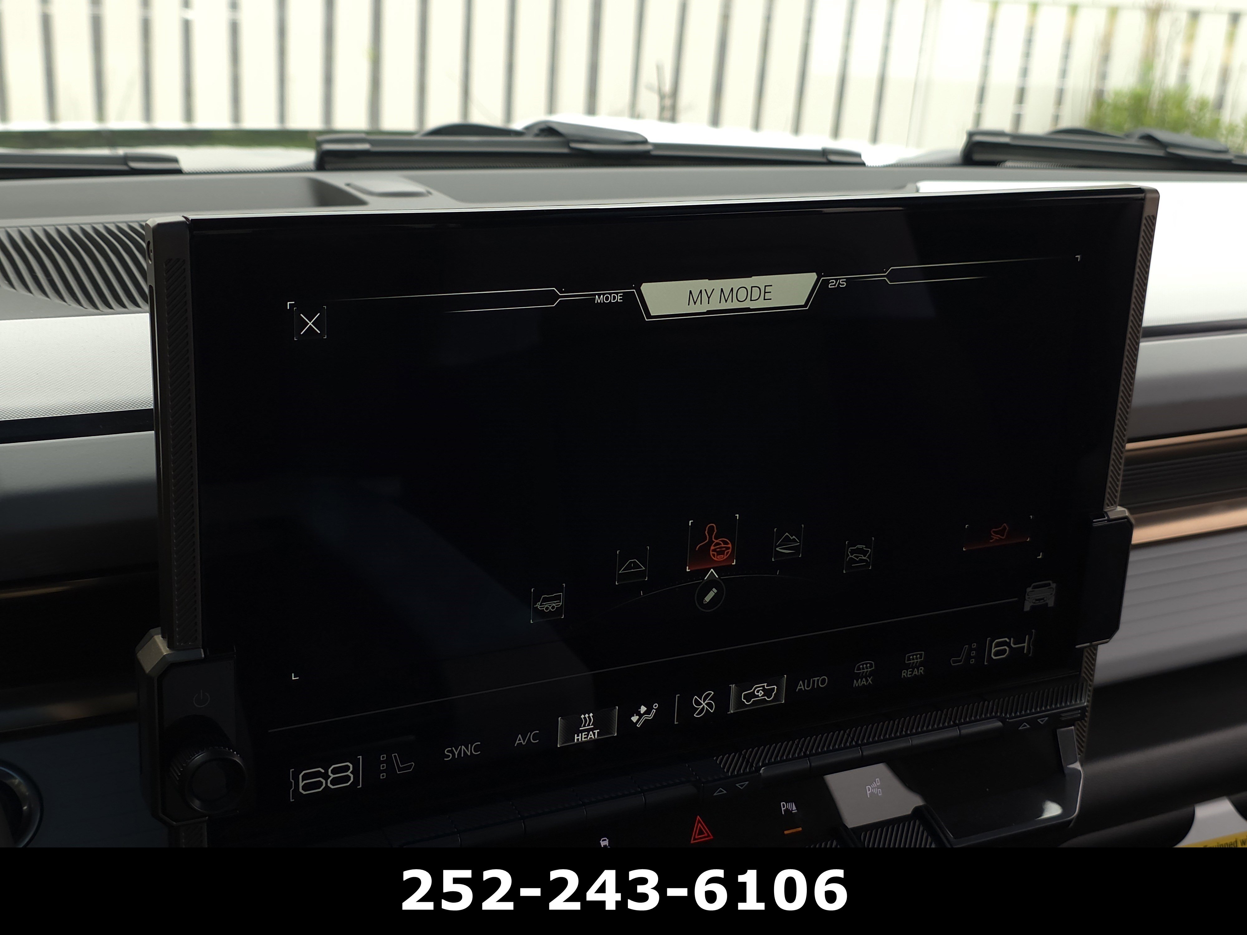 Used 2025 GMC Hummer EV 3X AWD/4WD image 25