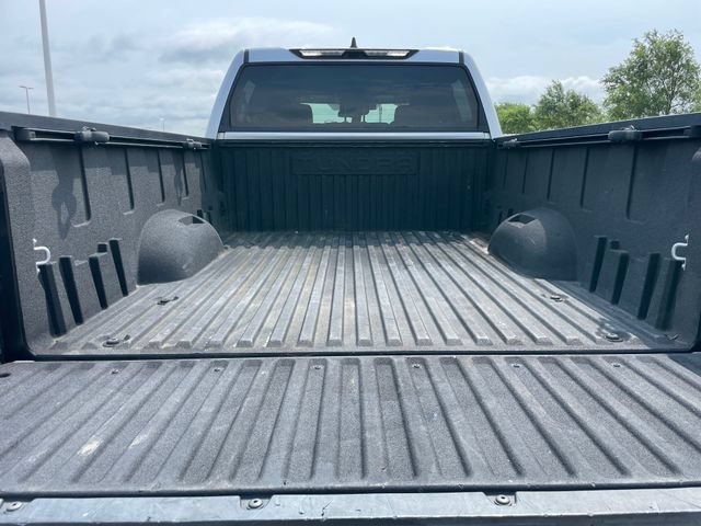 Used 2022 Toyota Tundra SR5 w/ SR5 Convenience Package AWD/4WD image 32