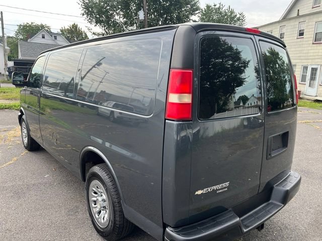 Used 2014 Chevrolet Express 1500 RWD image 6