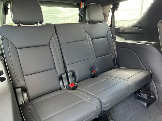 New 2026 GMC Yukon Elevation AWD/4WD image 24