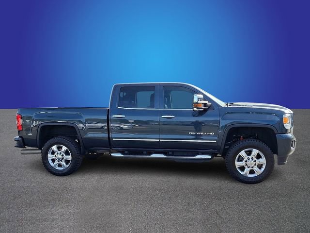 Used 2018 GMC Sierra 2500 Denali w/ Duramax Plus Package image 4