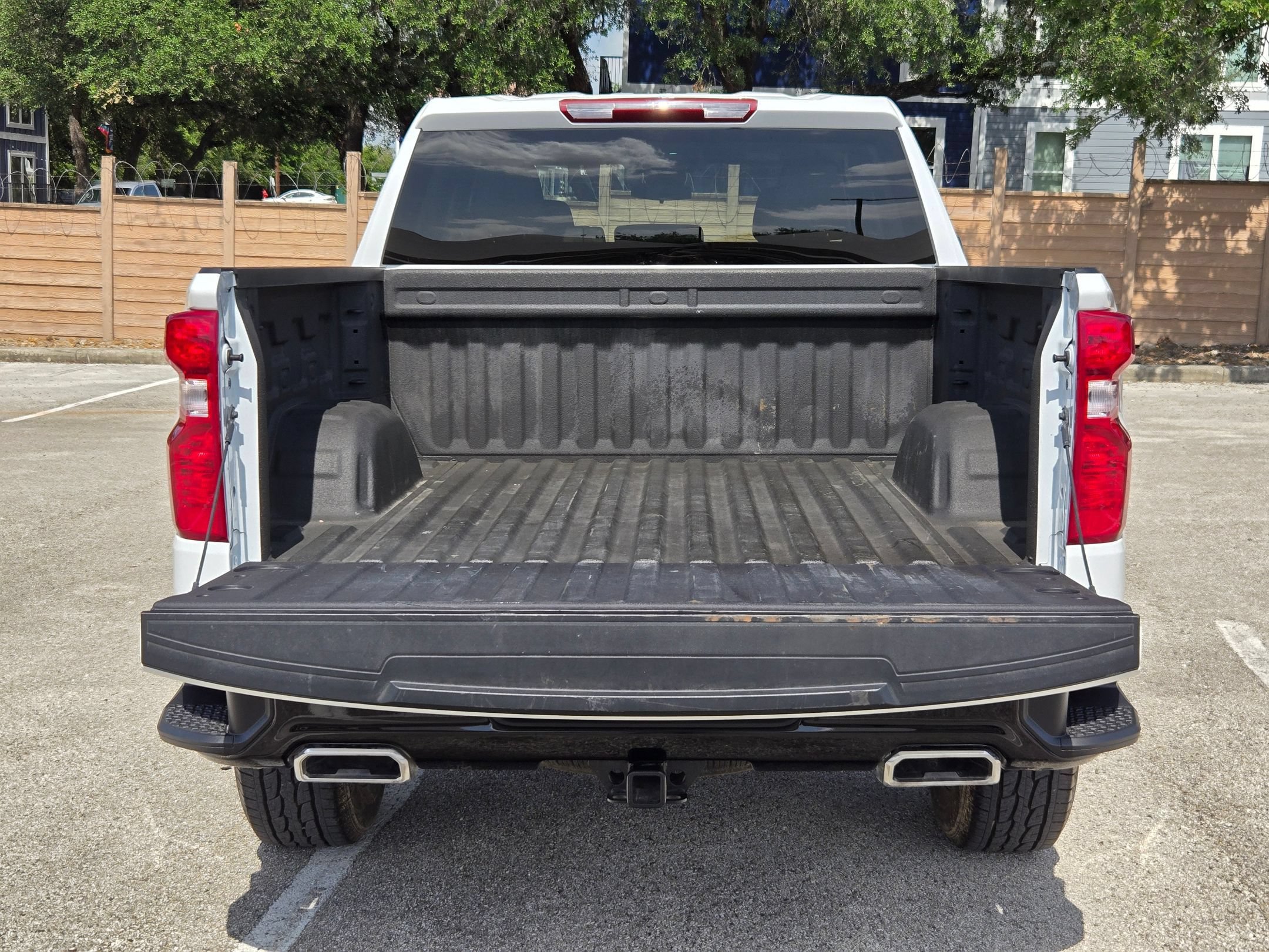 Used 2025 Chevrolet Silverado 1500 Custom Trail Boss AWD/4WD image 24
