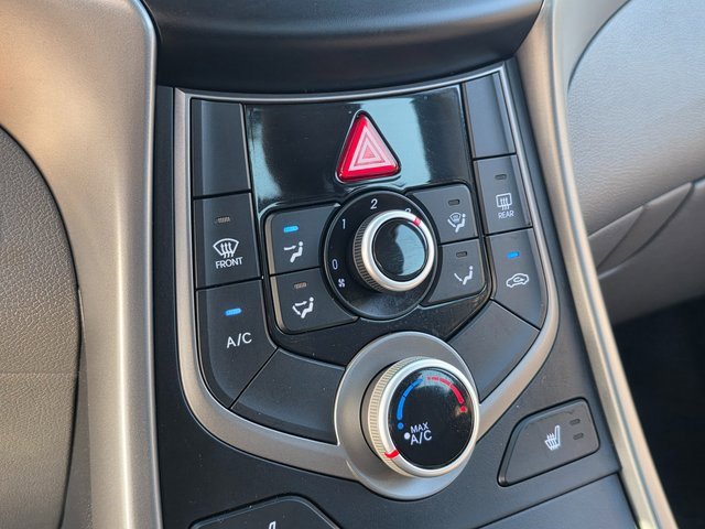 Used 2016 Hyundai Elantra Sport image 31