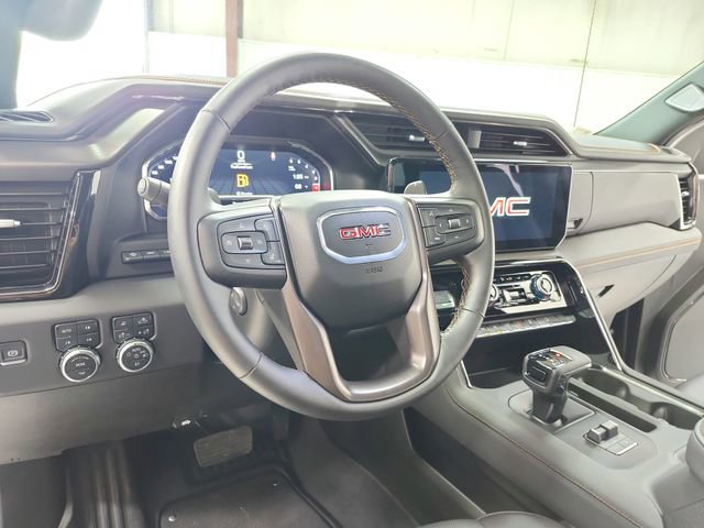 Used 2025 GMC Sierra 1500 AT4 w/ Technology Package AWD/4WD image 18