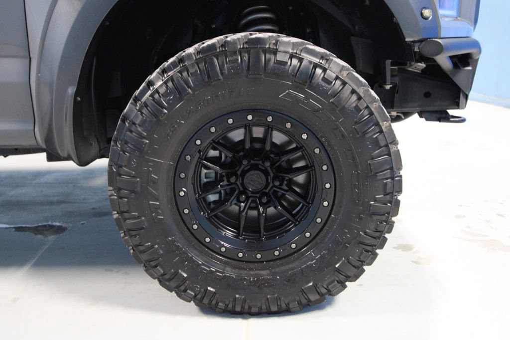 Used 2018 Ford F150 Raptor w/ Equipment Group 802A Luxury AWD/4WD image 37