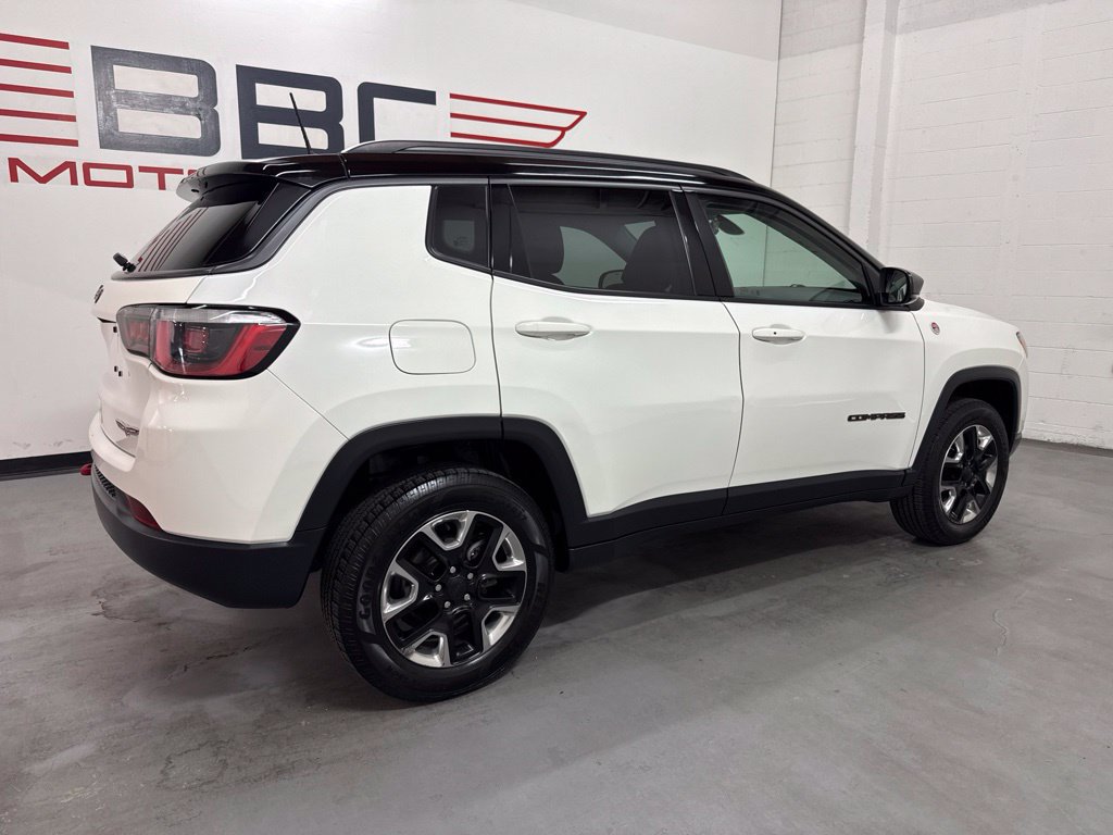 Used 2017 Jeep Compass Trailhawk w/ Navigation Group AWD/4WD image 3