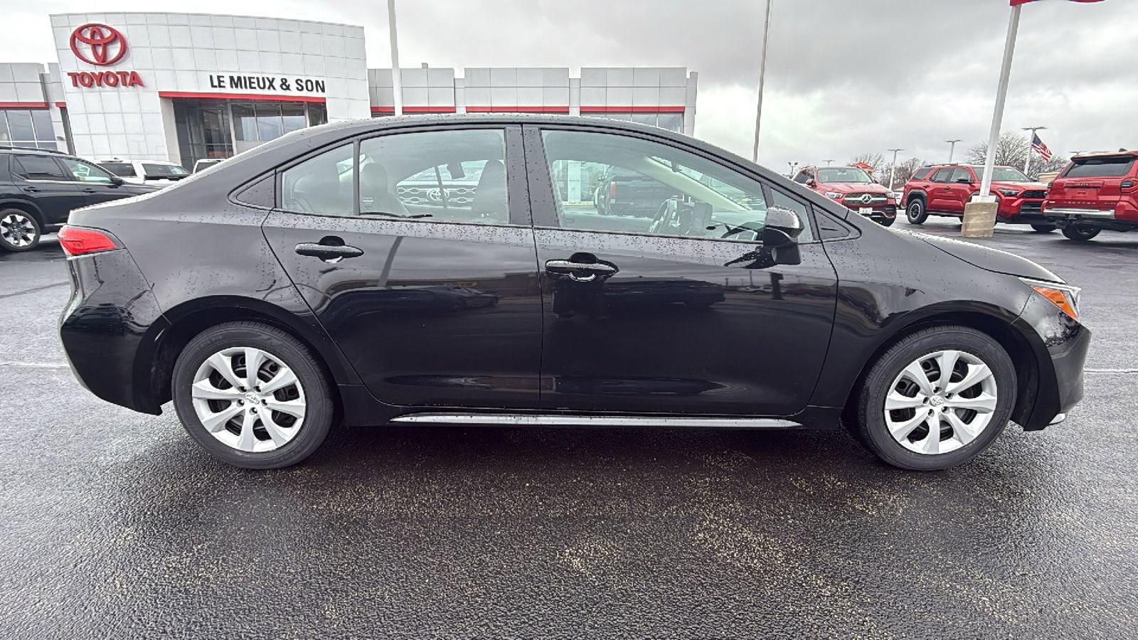 Certified 2025 Toyota Corolla LE image 8